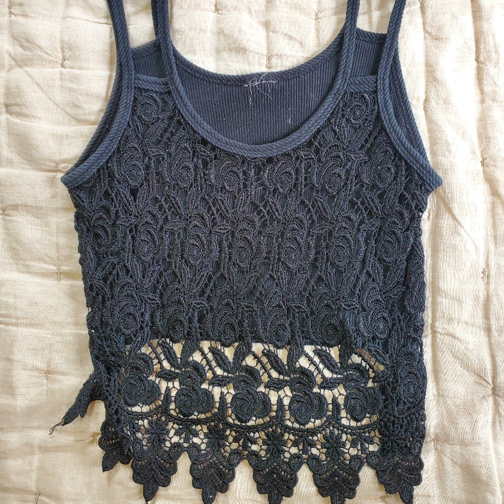 Black Lace Cropped Tank Top